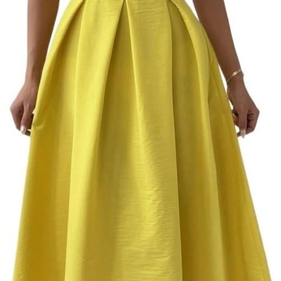 Sachin and Babi Midi Dress. This Dress was worn once - Picture 2 of 2